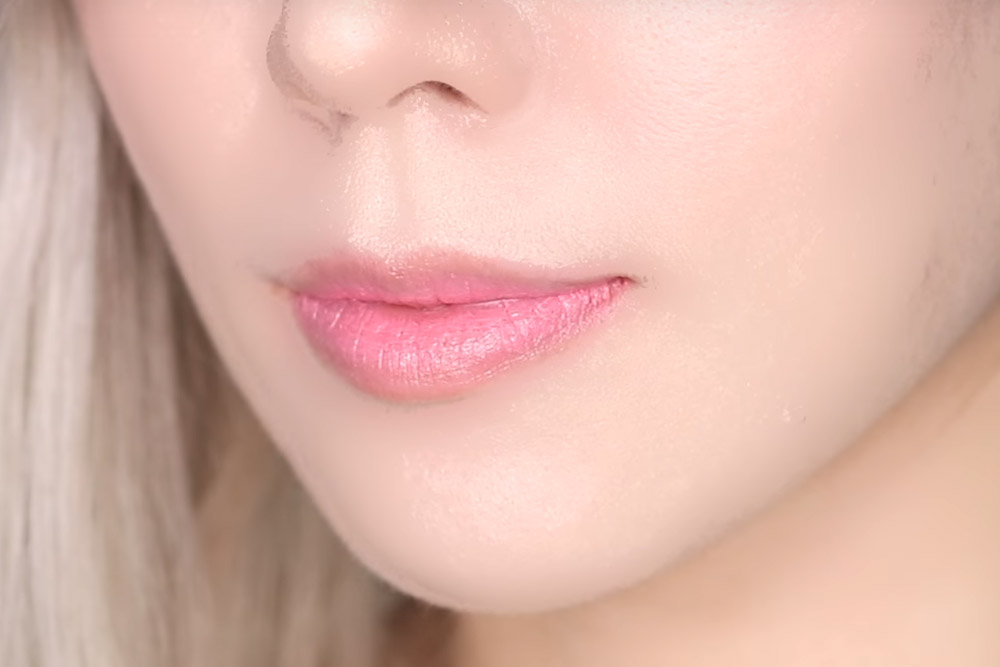 Image of Two tone tint lip bar - #01 Cotton Candy Color lip Swatch