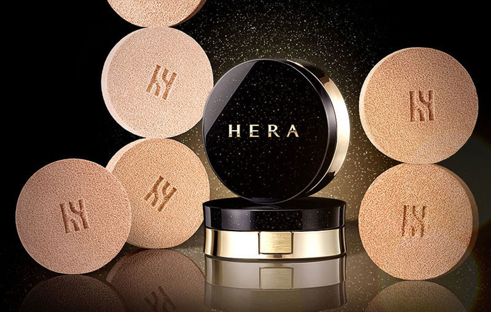 Image of HERA Black Cushion