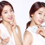 Image of Park Shin Hye using Mamonde Brigtening Cover Powder Cushion