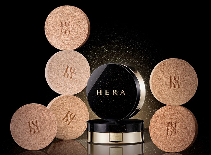 Image of Hera releases black cushion